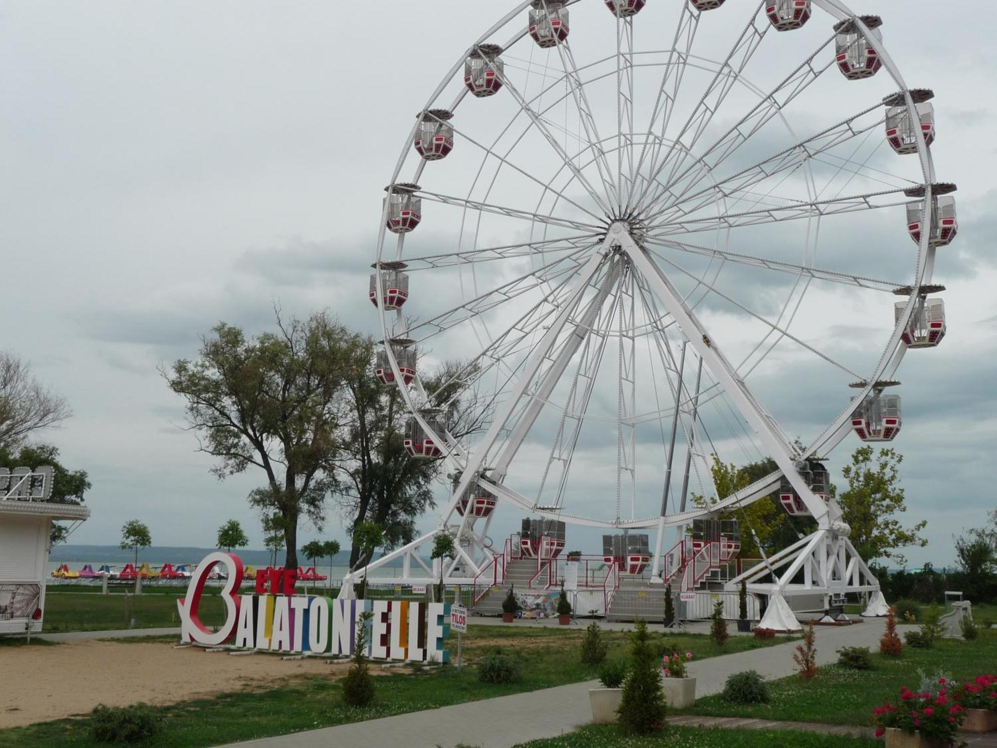 Nadas Tarsashaz Balatonlelle Zewnętrze zdjęcie